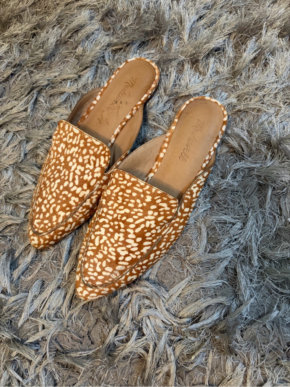 Madewell Tan and White Spotted Pointed Mule Slides